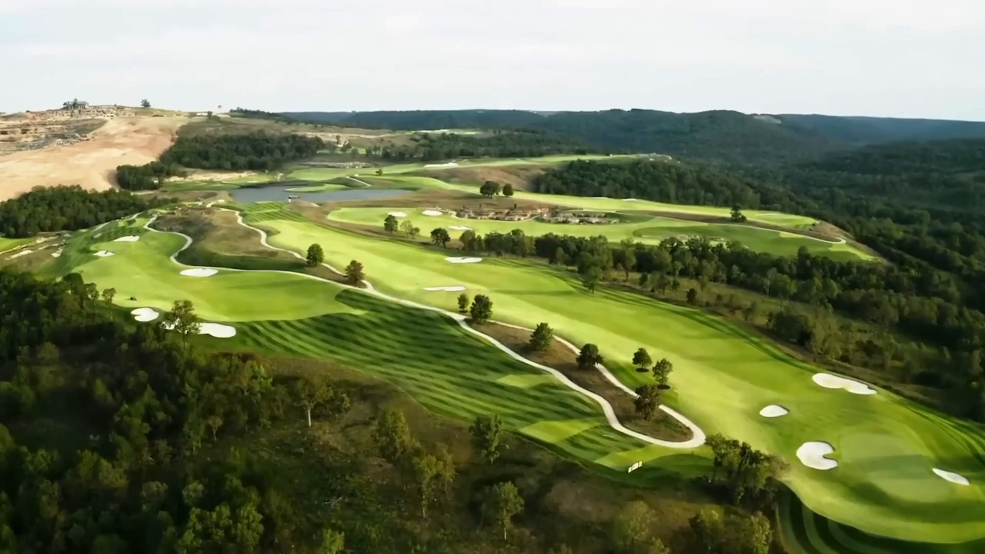 Sân Goft Vinhome Green Paradise Cần Giờ - Khu đô thị lấn biển